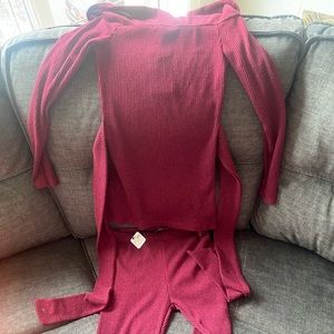 Fashion nova maroon set